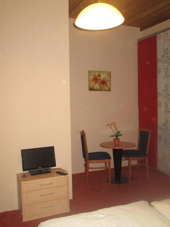 Gruener Baum Nuernberg Brunn Hotel Bilik gambar