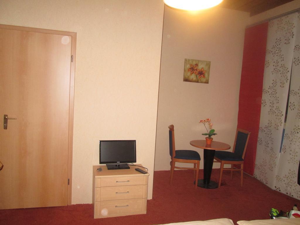 Gruener Baum Nuernberg Brunn Hotel Bilik gambar